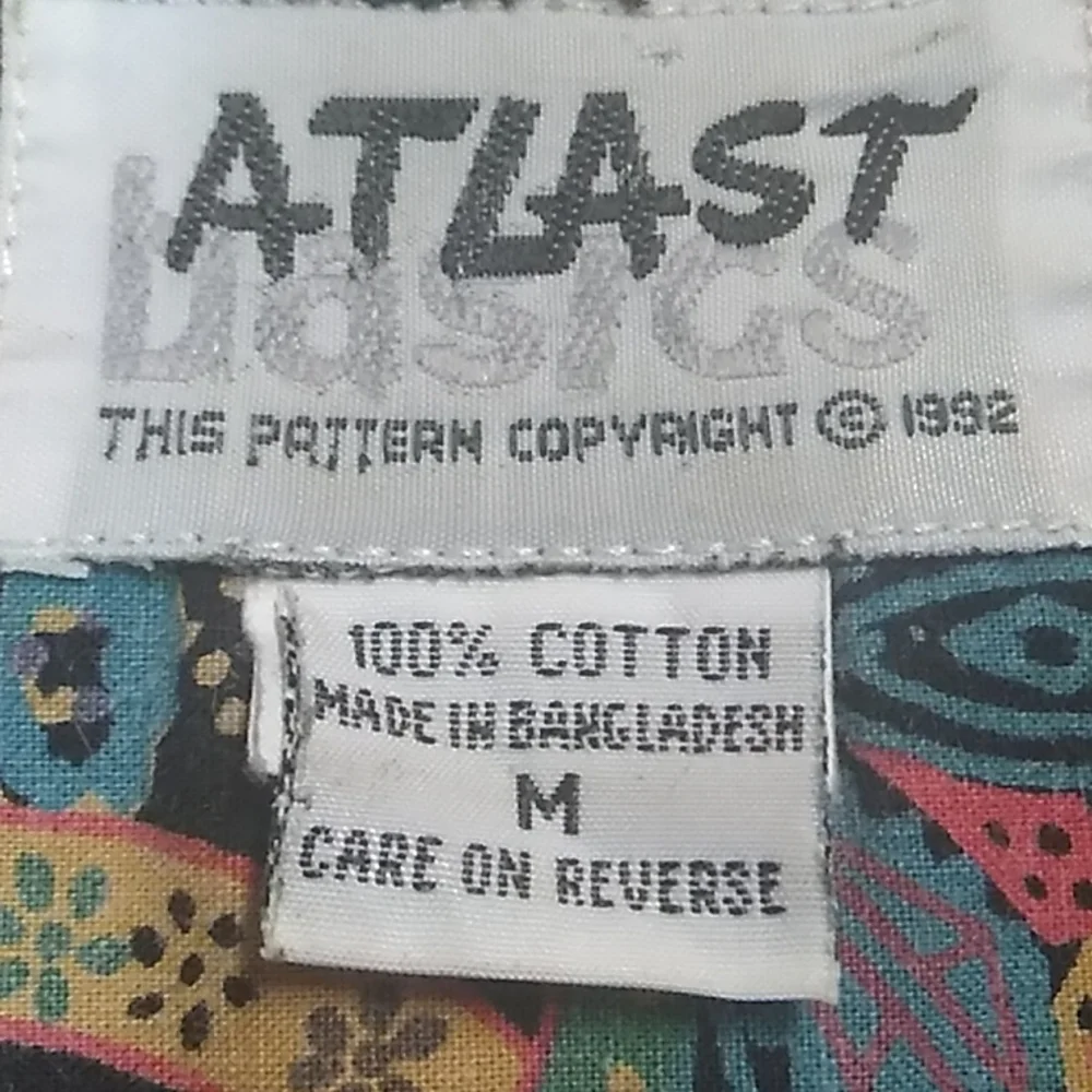 Atlast button down top - Picture 5 of 8